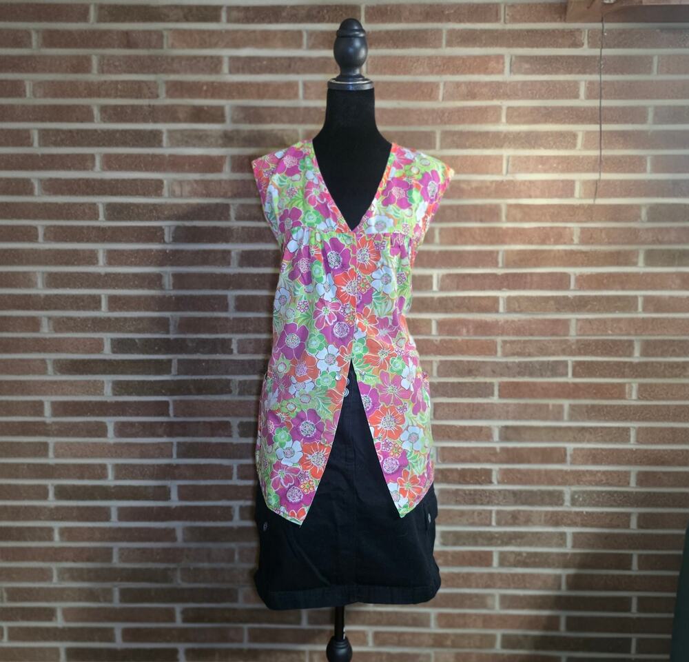 Vintage Moon Dance Cobbler Apron Smock Top Floral Pearl Snap Pink Green VTG
